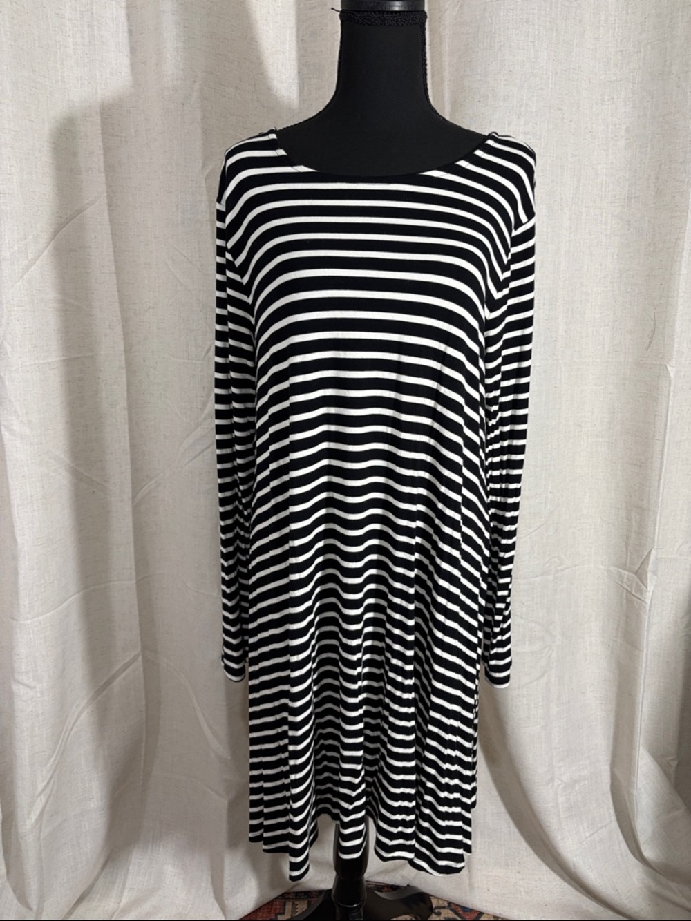 Old Navy Black & White Striped Long Sleeve Tshirt Dress